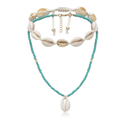 Collier féminin de couleur clavicule d'été