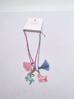 Bracelet de chevaux avec l'effet de tassel pour les enfants
