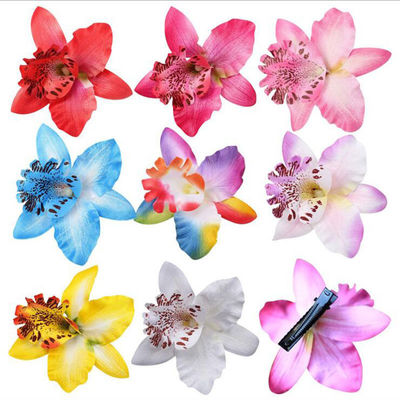 Différentes coiffures de fleurs à la mode