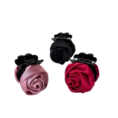 Clip à griffes de cheveux de fleurs pour les fêtes Beaux modèles accrocheurs