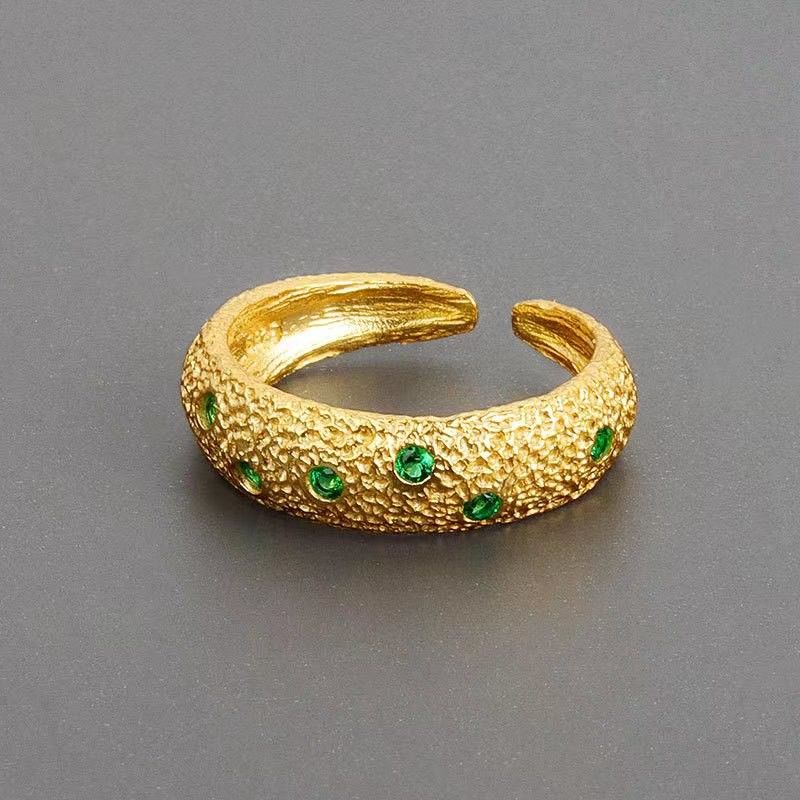 Une bague en cuivre pour mariage